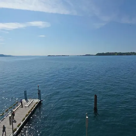 La Mansarda Del Lago Gardone Riviera