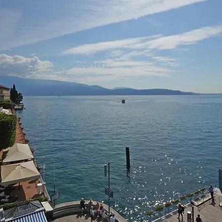 La Mansarda Del Lago Apartmán